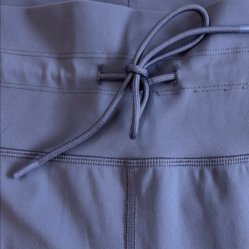 Vuori Daily Leggings - Picture 4 of 14